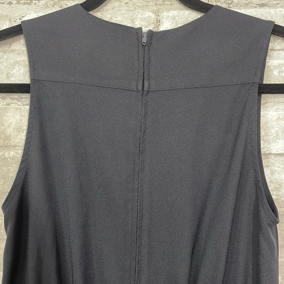 BLQ Pleated Navy Romper - Picture 8 of 11